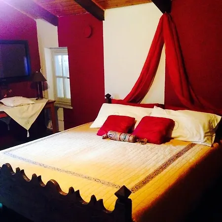 Bed & Breakfast Il Castello Del Ghiro Rent E-bike 3*