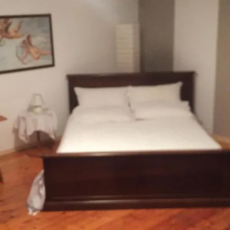 Bed & Breakfast Il Castello Del Ghiro Rent E-bike 3*