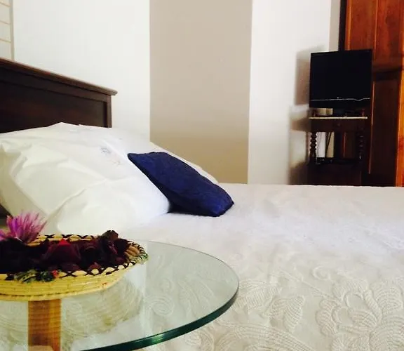 Il Castello Del Ghiro Bed & Breakfast Manta