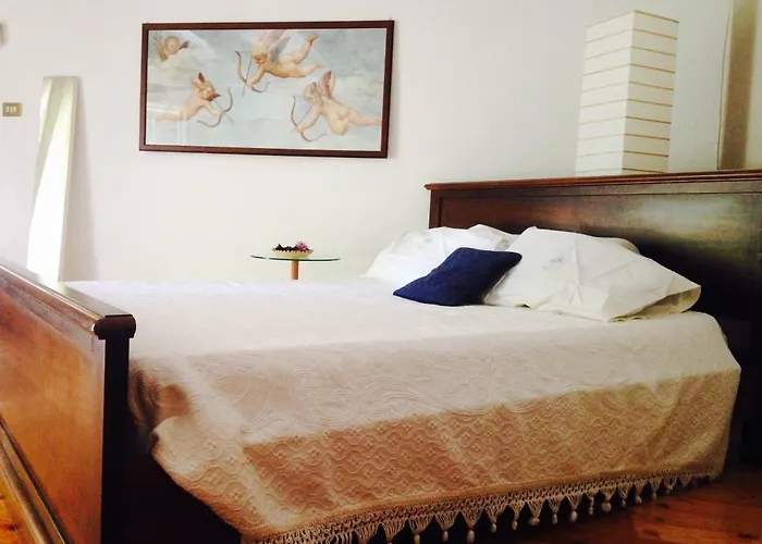 Il Castello Del Ghiro Bed & Breakfast Manta