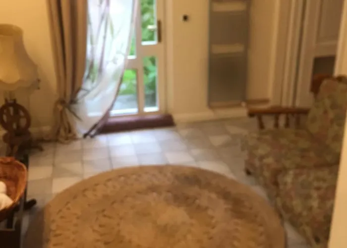 Il Castello Del Ghiro Bed & Breakfast Manta